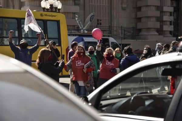 Sabíamos donde debíamos estar: Luchando, en las calles, junto a otrxs trabajadorxs!