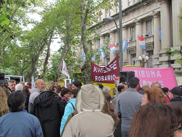 Jornada de lucha: Concentración y entrega de petitorios por nuestros jubilados