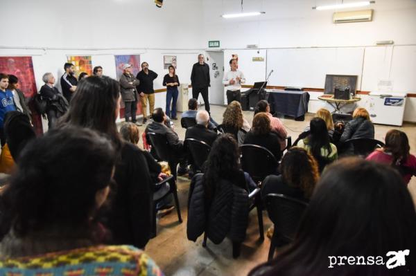 Presentación de la muestra Reaparecidos. Retratos de jóvenes ausentes.