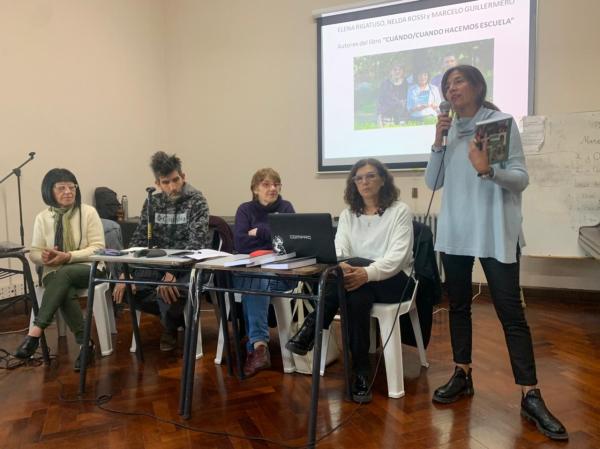 Se presentó el libro "Cuándo/cuando hacemos escuela"