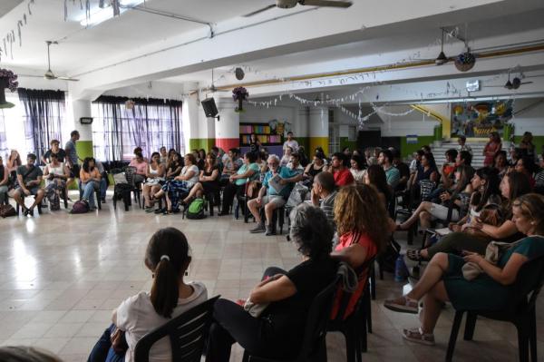 Asamblea docente hacia el paro del 24