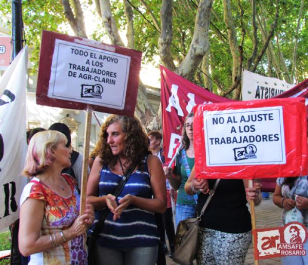 Marcha contra los despidos y el ajuste en Rosario