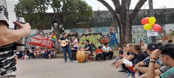 Compartiendo la lucha con las Comunidades Educativas 