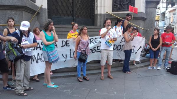 Concentración en Rosario en repudio a la represión al pueblo mapuche