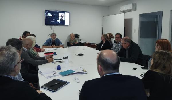 Reunión con la Comisión de Asuntos Laborales de la Cámara de Diputados.