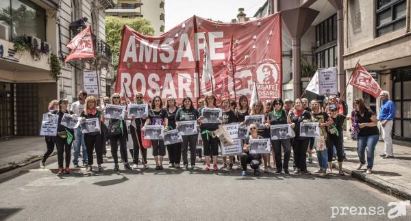 MARCHA POR LA REAPERTURA DE PARITARIAS