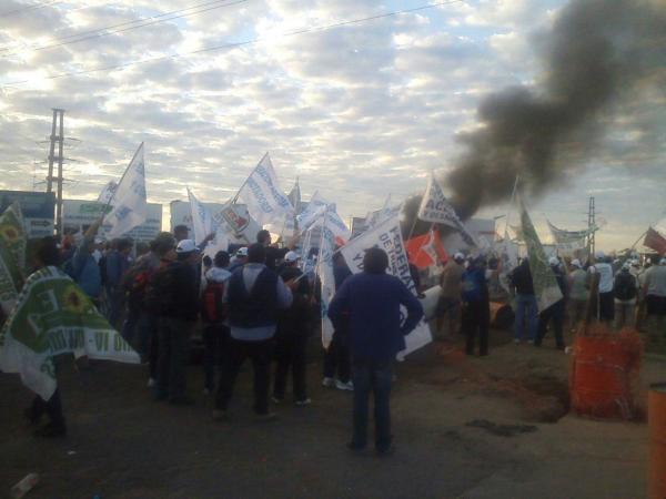 Solidaridad con la lucha de los trabajadores aceiteros