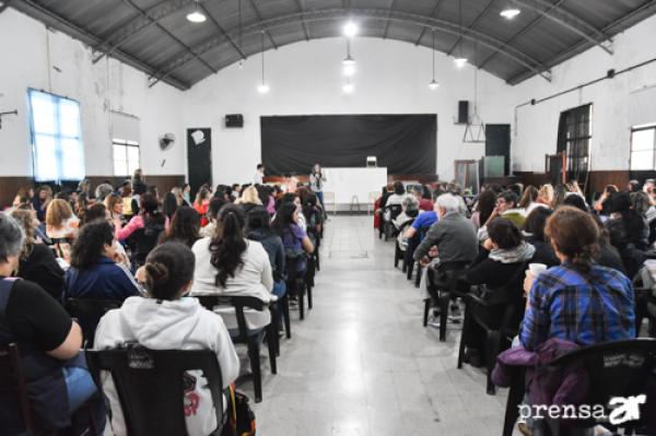 Masivo plenario de delegados de AMSAFE Rosario resolvió un paro para el martes 13/06