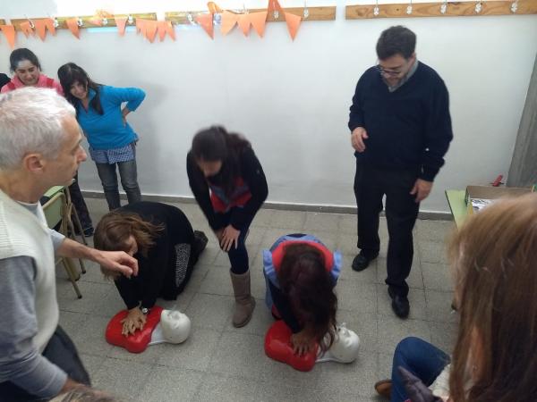 Taller de RCP en Baigorria