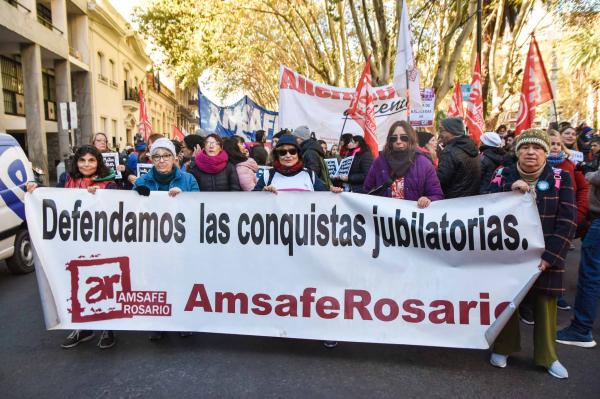 Lxs jubiladxs rechazamos el aumento de la cuota sindical