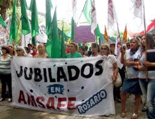 La CD provincial acuerda y después se lamenta. Los jubilados los perjudicados.