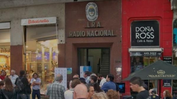 No a los despidos en LT3 y RAdio Nacional