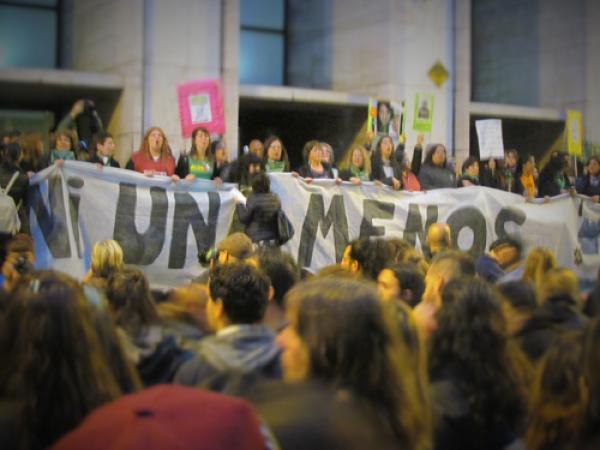 Paro de mujeres: ¡Ni una menos! ¡Vivas nos queremos!