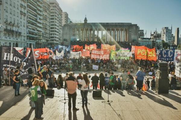 Miles de rosarinas y rosarinos marchamos por Justicia por Santiago Maldonado