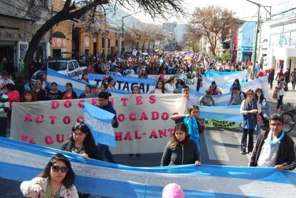 Urgente. Reprimen a docentes en Salta