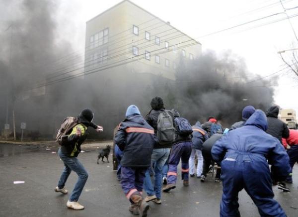 Rechazo a la represión en Santa Cruz