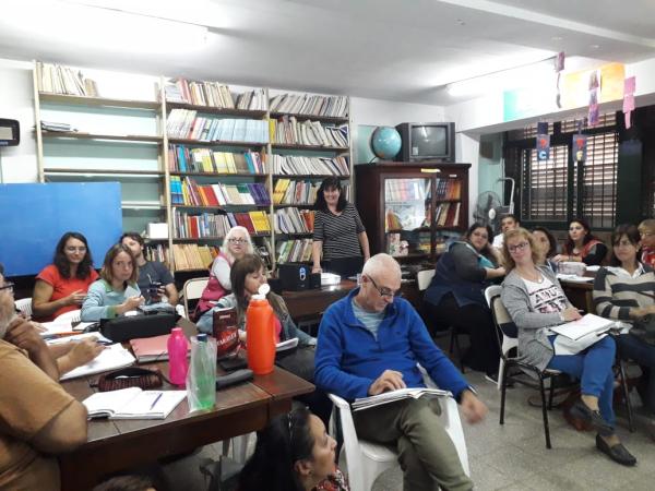 Charla con el equipo de fonoaudiólogxs y la comunidad educativa