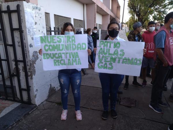 Jornada de lucha en la escuela Secundaria 1251 