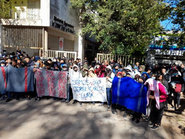 Frazadazo en las escuelas por la falta de gas