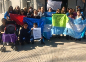  Reclamo por una escuela secundaria en Funes