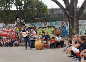 Compartiendo la lucha con las Comunidades Educativas 