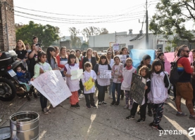 Reclamo de las comunidades educativas de Nuevo Alberdi Oeste por la construcción de una escuela