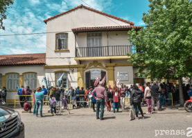 Abrazo a la escuela 133