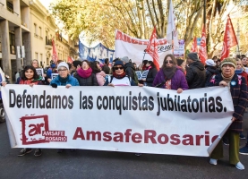 Nueva discriminación a lxs jubiladxs docentes santafesinxs