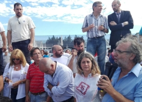 Solidaridad con los trabajadores de General Motors. No a los despidos!